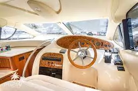 yacht-steering-wheel